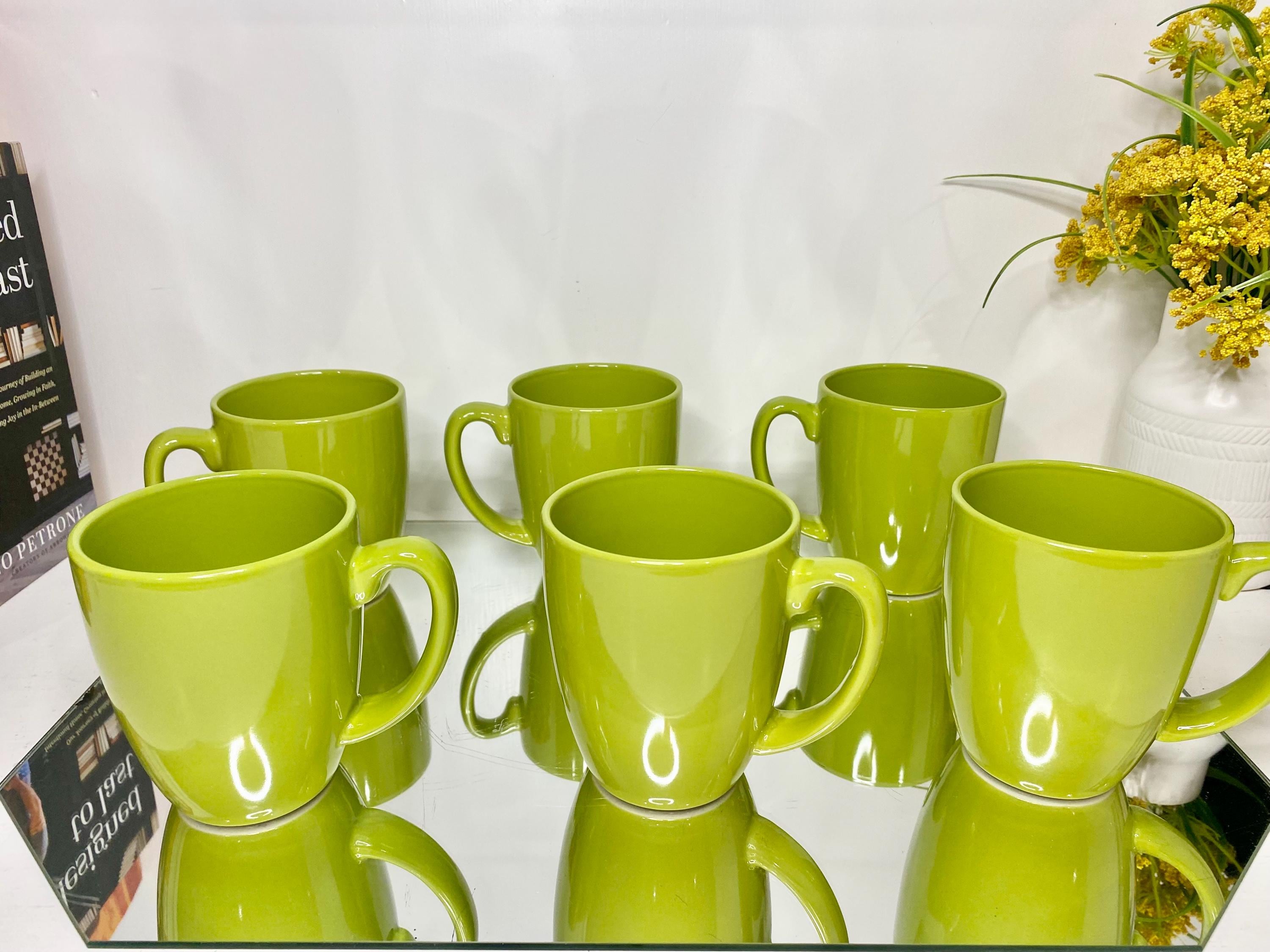 ピンクとイエロー ヴィンテージのコレール（Corelle）製グラタン皿 Corelle Coordinates Lime Green Stoneware Mugs – Set of 4 or 6
