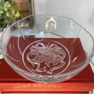 Tiffanys Holiday Bowl - Etsy