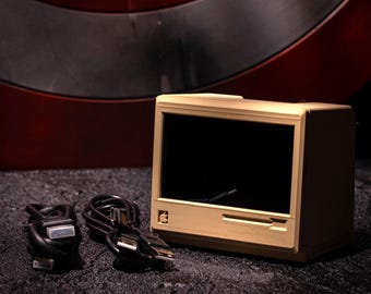 アップル マッキントッシュ ケースと液晶モニター il_340x270.7077057049_gj9d.jpg