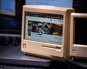 レトロなApple MacintoshスタイルのミニモニターとHDMIアダプター付き