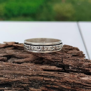 925 Sterling Silver Spinner Ring | Ring |Handmade Meditation Ring |Mindfulness Anxiety Ring| Anxiety Relief Fidget Band for Her or Him