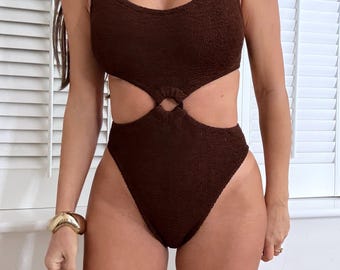 Cut Out Waist Onepiece Swimsuit in Chocolate Brown Crinkle / Body Snatching Stretch S-M