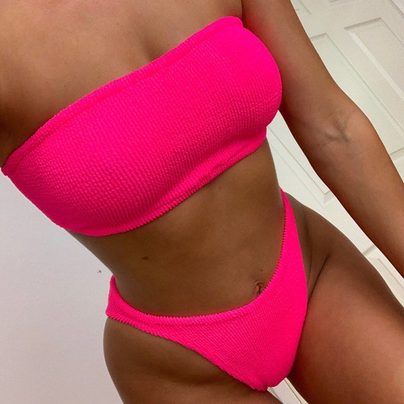 Bandeau Bikini in Neon Pink Crinkle 