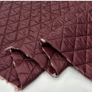 Lätt, icke-skrymmande, vadderat alpackatyg 140 cm 440 gsm, maskintvättbart ullfodertyg för rockar, västar och klädfoder burgundy