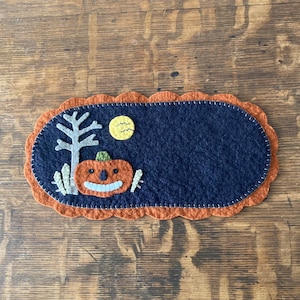 October Simply Scalloped Mat Kit