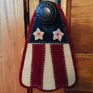 Stars ‘n Stripes Door Hanger