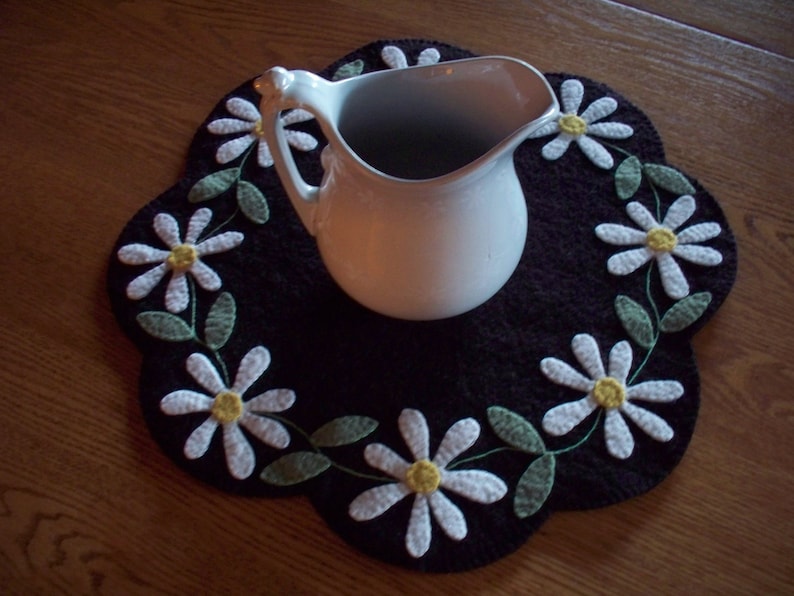 Wool Felt Daisy Table Mat Etsy