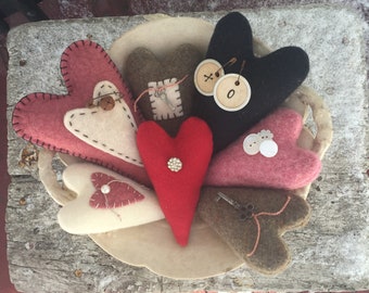 Prim Heart Bowl Fillers - set of 3