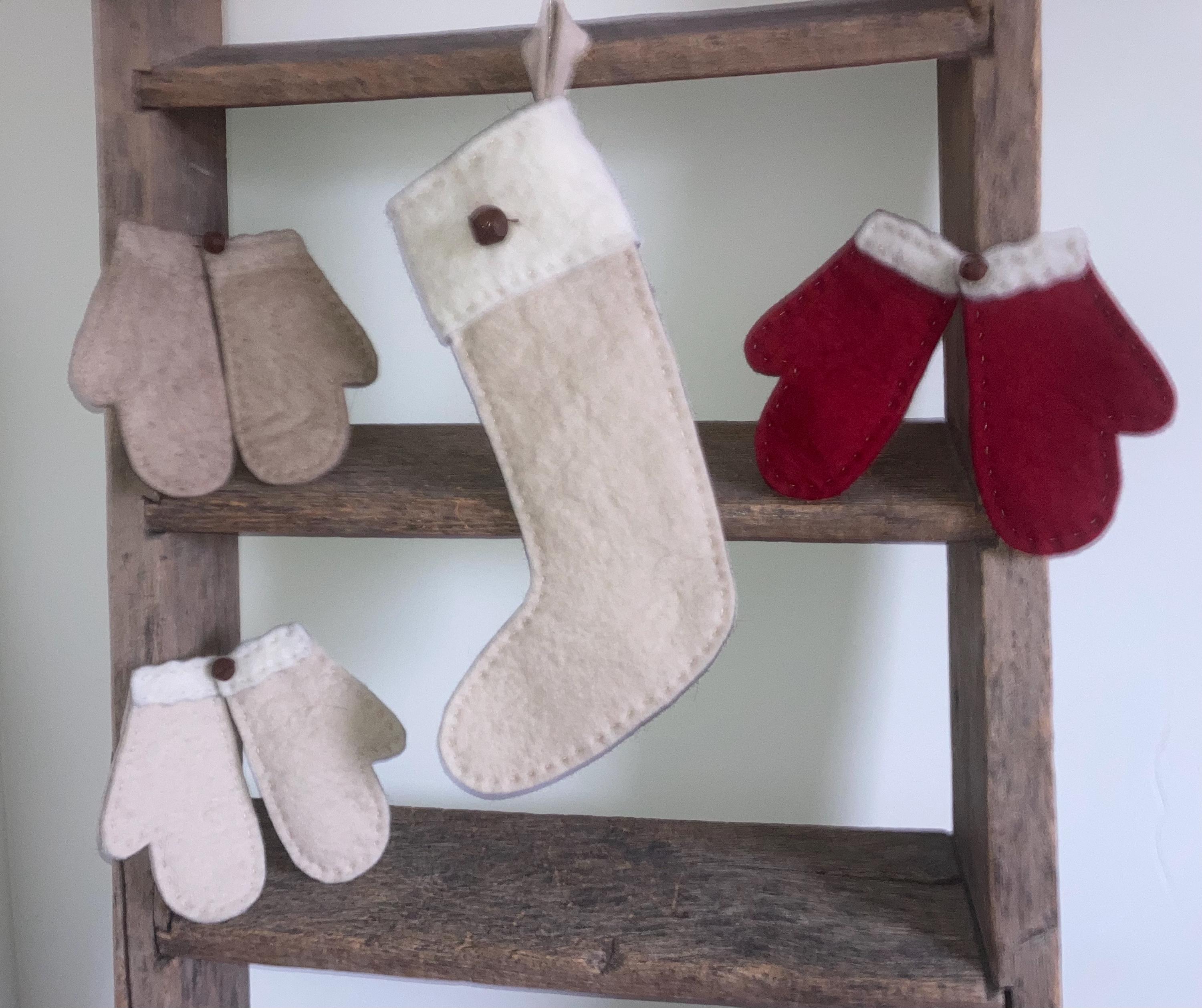 Prim Stocking & Mittens Pattern - Etsy
