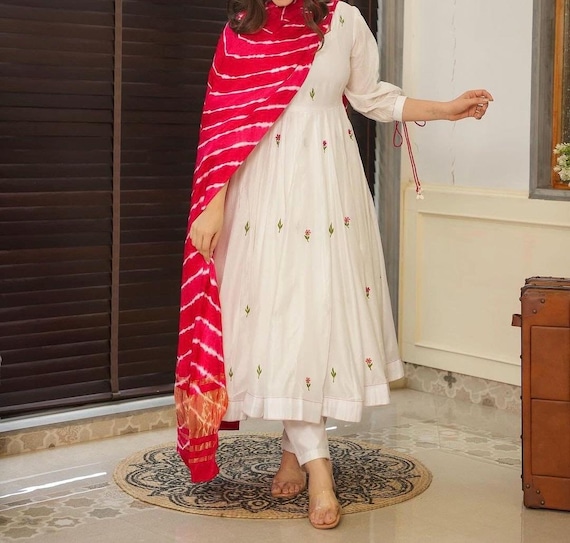 Dupatta Latest Winter Dress Design Nishat Linen Winter Formal Dresses  Velvet Shawls Jackets 2026