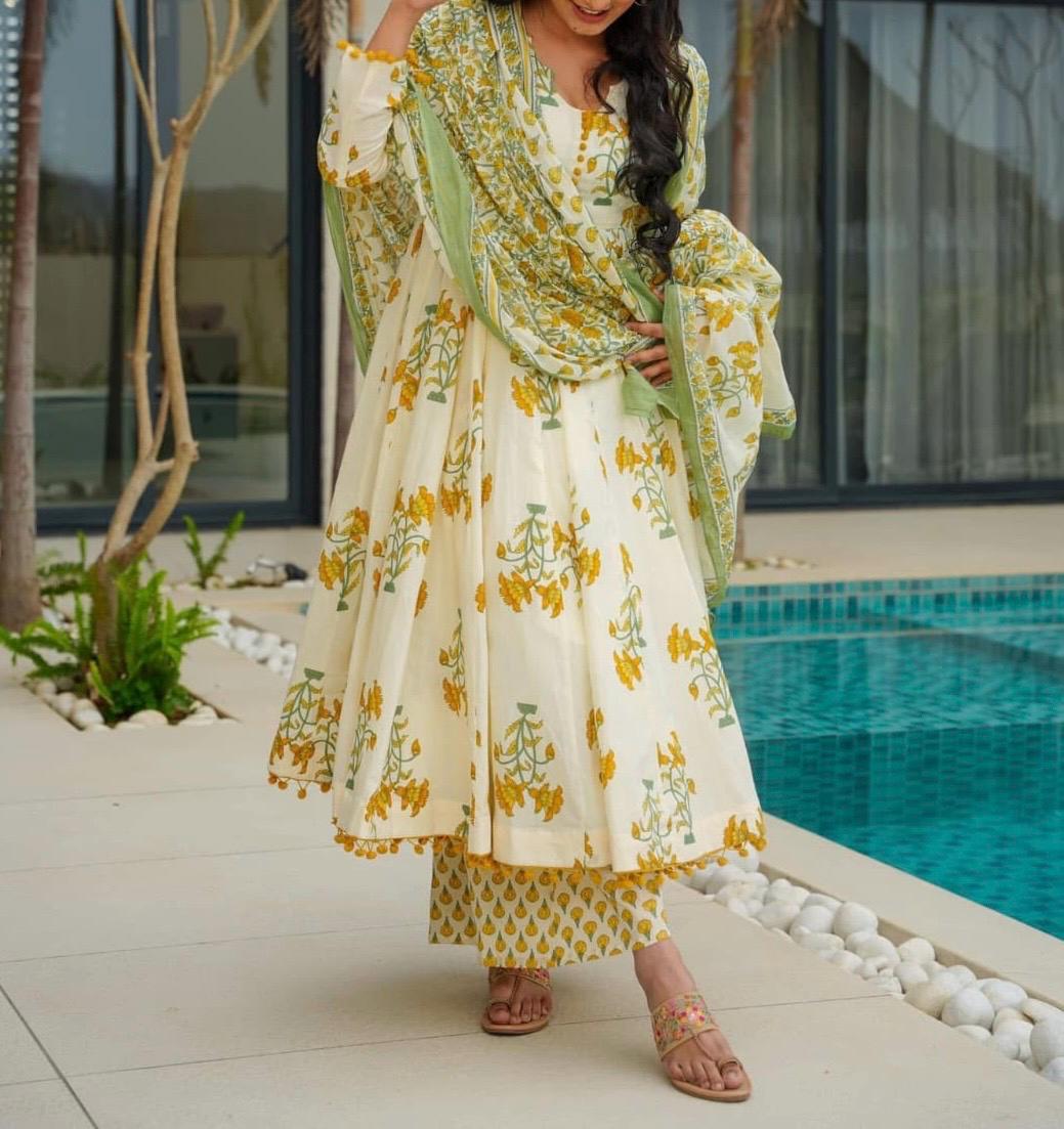 Plain Kurti Elini Kurtis Online Filled Heart Machine Embroidery