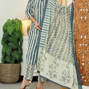 Designer Grüne Baumwolle Kurti Hose mit Dupatta Set Designer Kurti Anzug Kurti Dupatta Anzug Punjabi Kurti Anzug Sommerkleidung Kurti 3PC Kurti Anzug