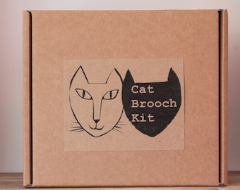 Needle felt cat brooch kit
