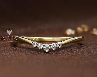 Vintage Round Diamond Curved Wedding Band, V Shaped Promise Ring For Her, Delicate Chevron Stacking Ring, Unique Moissanite Anniversary Ring
