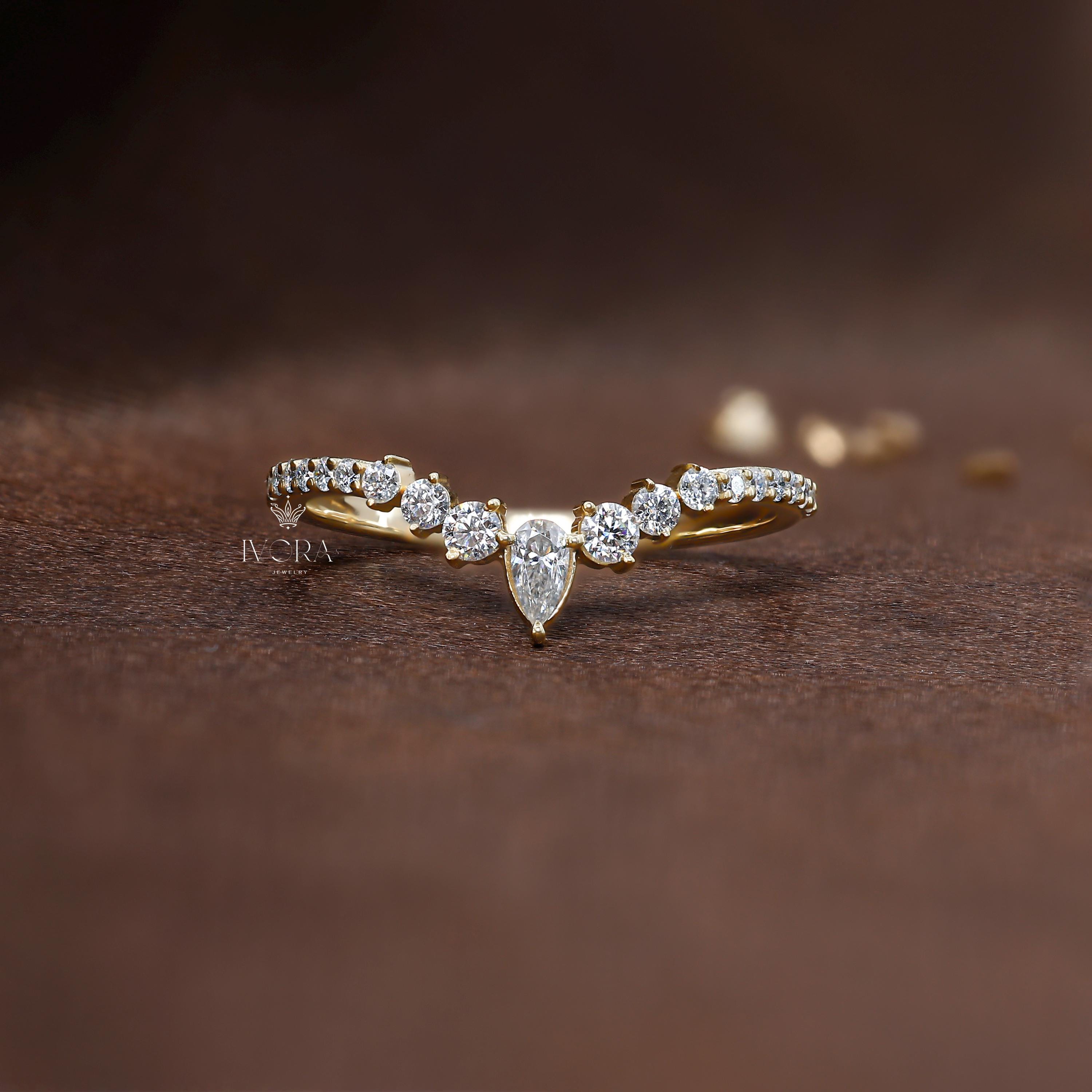 Curved Wedding Band Women's Vintage Gold Plated Pear Cut Diamond Moissanite Wedding Band Unique Pear Shaped Bridal Stacking Promise Gift