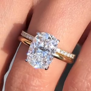 18K Gold Cushion Cut Moissanite Engagement Ring Set: Vintage Bridal Eternity Band