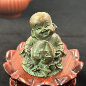 Buddhist antique brass mini Maitreya Buddha ,Peace Zen Maitreya,fine meditation decorations Tibetan Buddhism Tathagata Miniature Buddha gift