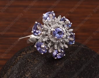 Anillo de tanzanita natural en racimo, anillo de flor de plata de ley 925, regalo de joyería con piedra natal de diciembre, regalo de joyería hecho a mano para ella