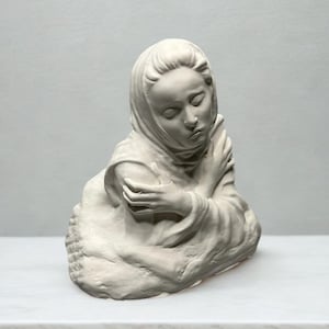 Simplicity Woman Plaster Statue | Minimalist Female Bust Desk & Room Decor
