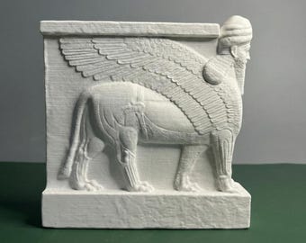 Assyrian Winged Bull Head Statue | Iraqi Cultural Plaster Sculpture Home Decor