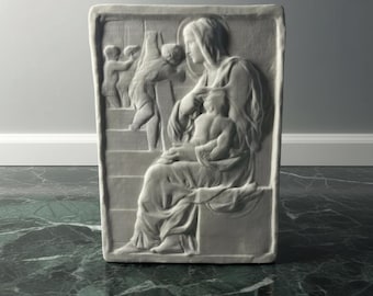 Elevate Your Space: Retro Roman Plaster Sculpture