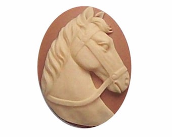 1 Horse 40x30mm cameo resin Cameo equesrtrian cameo Tan and cream jewelry finding farm animal wildlife gift for her horse pony lover 253x