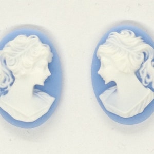 1 pr 18x13mm  cameos Right Left Facing Blue & White silhouette cameo Ponytail Girl Resin Profile Cameo victorian style jewelry finding S2042
