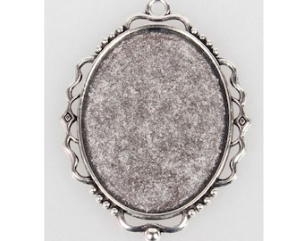 Colgante de plata antigua de 40 x 30 mm con marco de camafeo y cabujón S4006