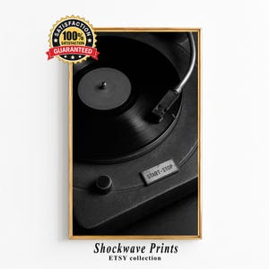 Record Player Black and White Wall Art – Vintage Vinyl Turntable Photography Print, Retro Music Decor, Digital Download Artwork