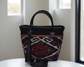 Sac Arimbi Heritage avec élégance batik tissé à la main, sac batik, cabas batik, sac à main batik, sac ethnique, sac tissé