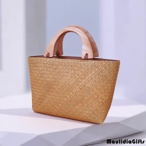 Braided Pandan Weave Handbag for Everyday Style, Rattan Bag, Boho Bag, Etnic Bag, Bohemian Bag, Wooden Bag