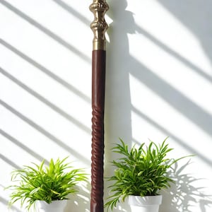 Nautisk 3-lagers mässingsknopp - minutspiral brun träkäpp