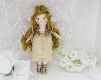 Gwen, Tiny elf dolls, soft dolls, play dolls, handmade dolls