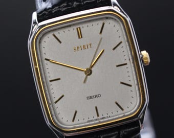 SEIKO SPIRIT 7N01-5210 メンズクォーツ Vintage Seiko Spirit 7N01 5210 White Dial Men Quartz Watch