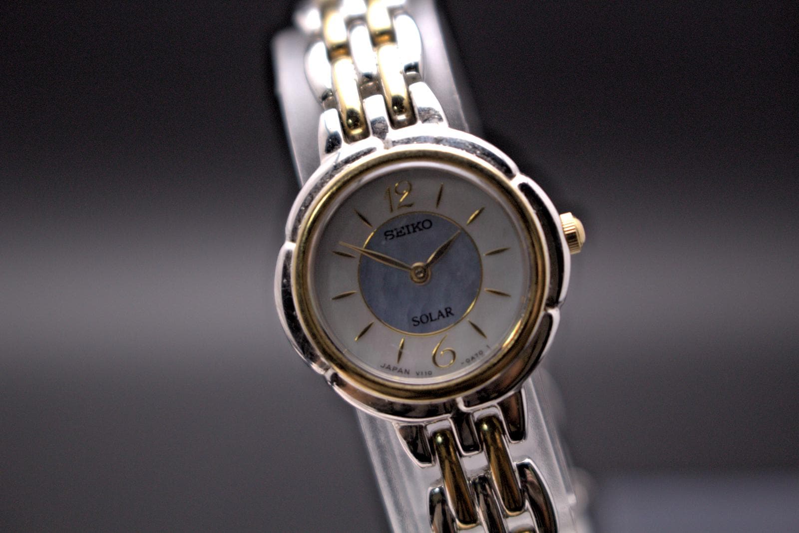 Seiko Caliber Seiko Solar Cal V110 Seiko Solar Mother Of Pearl