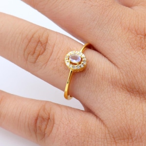 Anillo de tanzanita natural con halo de diamantes, tanzanita auténtica de corte ovalado y diamantes, anillo de oro con tanzanita, piedra natal de diciembre.