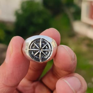 925 Silver Compass Ring – Handmade Oxidized Signet Ring for Men, Nautical Symbol of Direction and Protection
