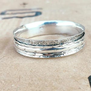 Hammered Bangle, 925 Sterling Silver Bangle, Spinner Bangle, Latest bracelet, Designer Gift Bangle ,Handmade Bangle, Stackable Bracelet.