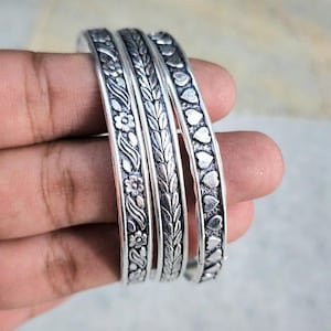 Handgefertigtes Armreifen-Set mit 4 - 925er Sterlingsilber-Armreifen, zierlicher Schmuck und Geschenk
