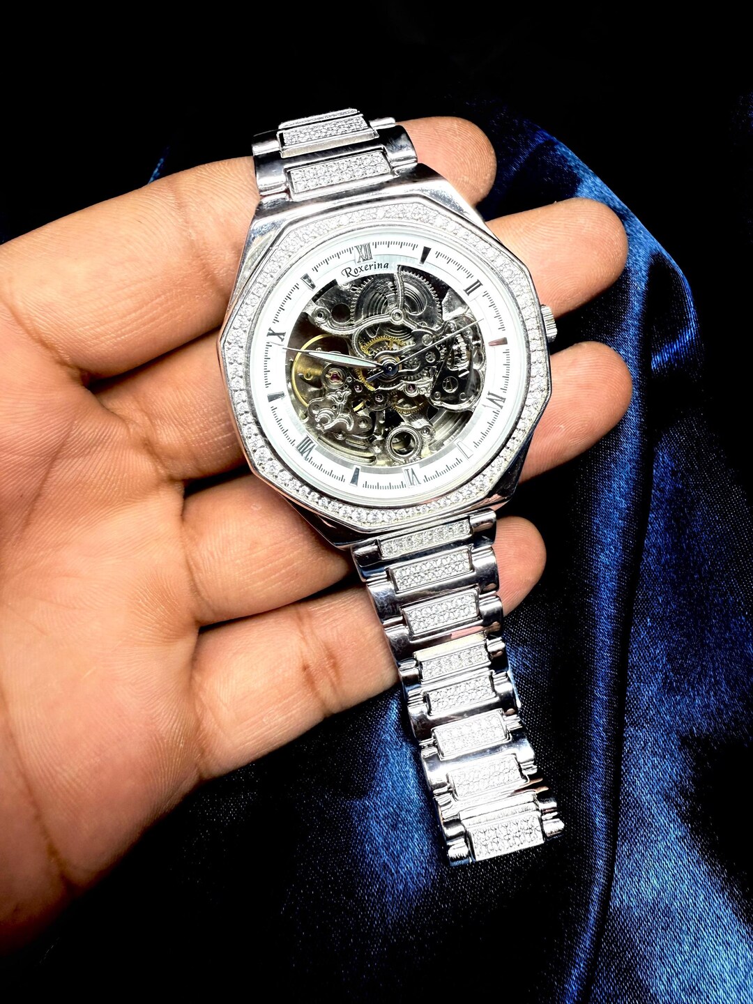 時計　BASLE 18k +STERLING SILVER Victorinox Original GMT Grey Dial Nylon Fiber Men's Watch