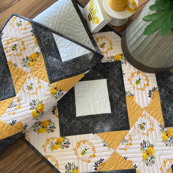 Bee Summer Quilted Table Runner NCU0NNT1869