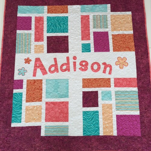 Madetoorder Personalized Baby Quilt With Name Applique Etsy