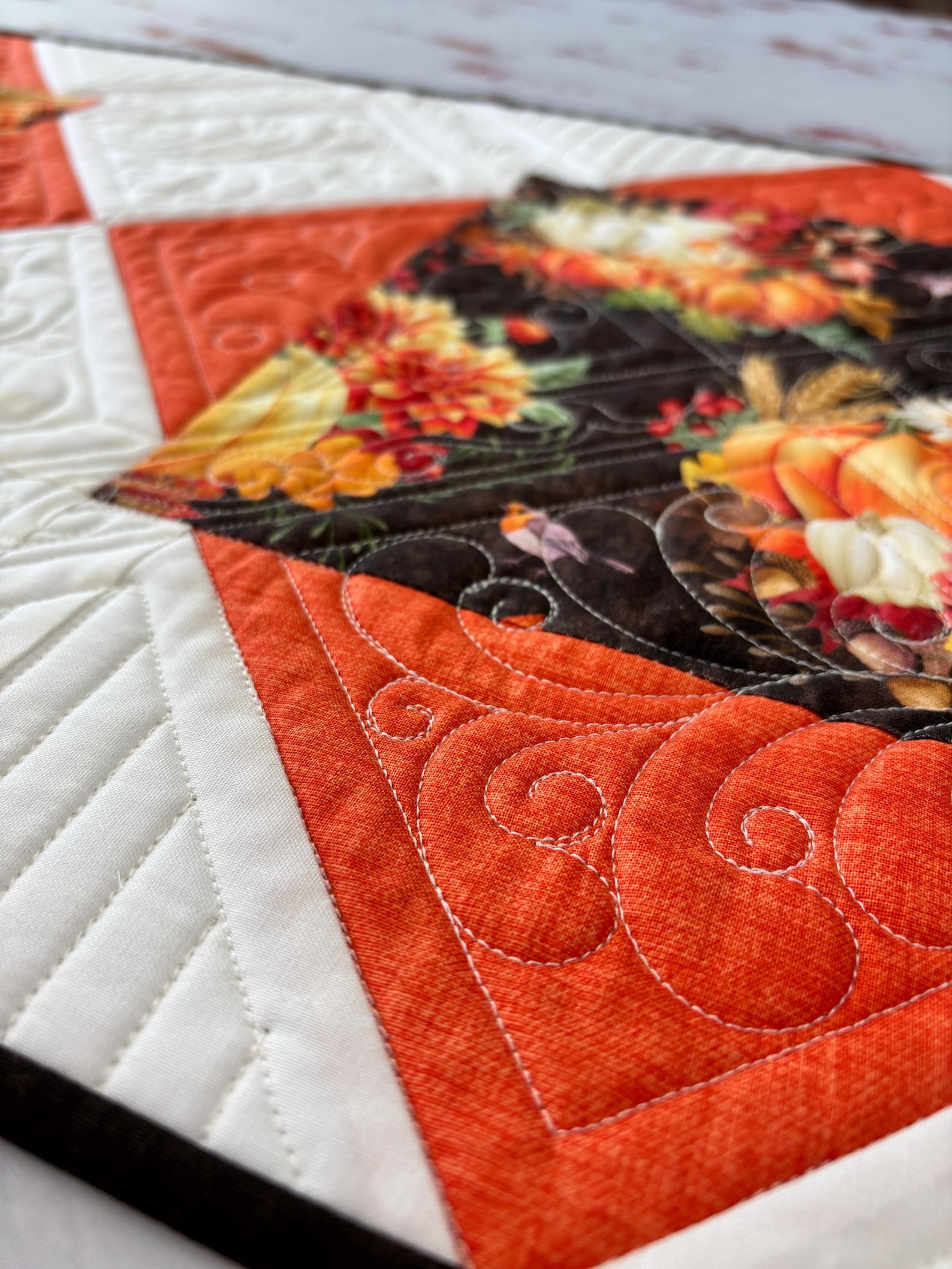 Fall Quilted Table Runner: Pumpkin Autumn Table Decor - Etsy
