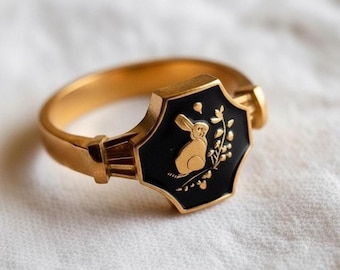 Vintage Bunny Signet Ring, Black Enamel Gold Ring, Animal Symbol Jewelry, Cute Rabbit Ring for Women & Men, Handmade Zodiac Rabbit Gift