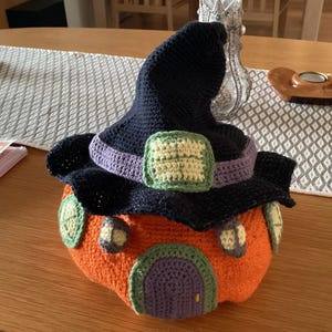 Pumpkin House With Halloween Treats Crochet Pattern, Digital File, Halloween Amigurumi, Crocheted House 19625YP49