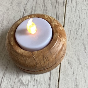 Wood turned Tealight candle holder/Handturned wooden Ornament/Gift