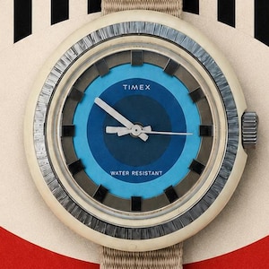 Vintage Timex Fun Timer Watch, 1975 British Design, Blue Bullseye Dial