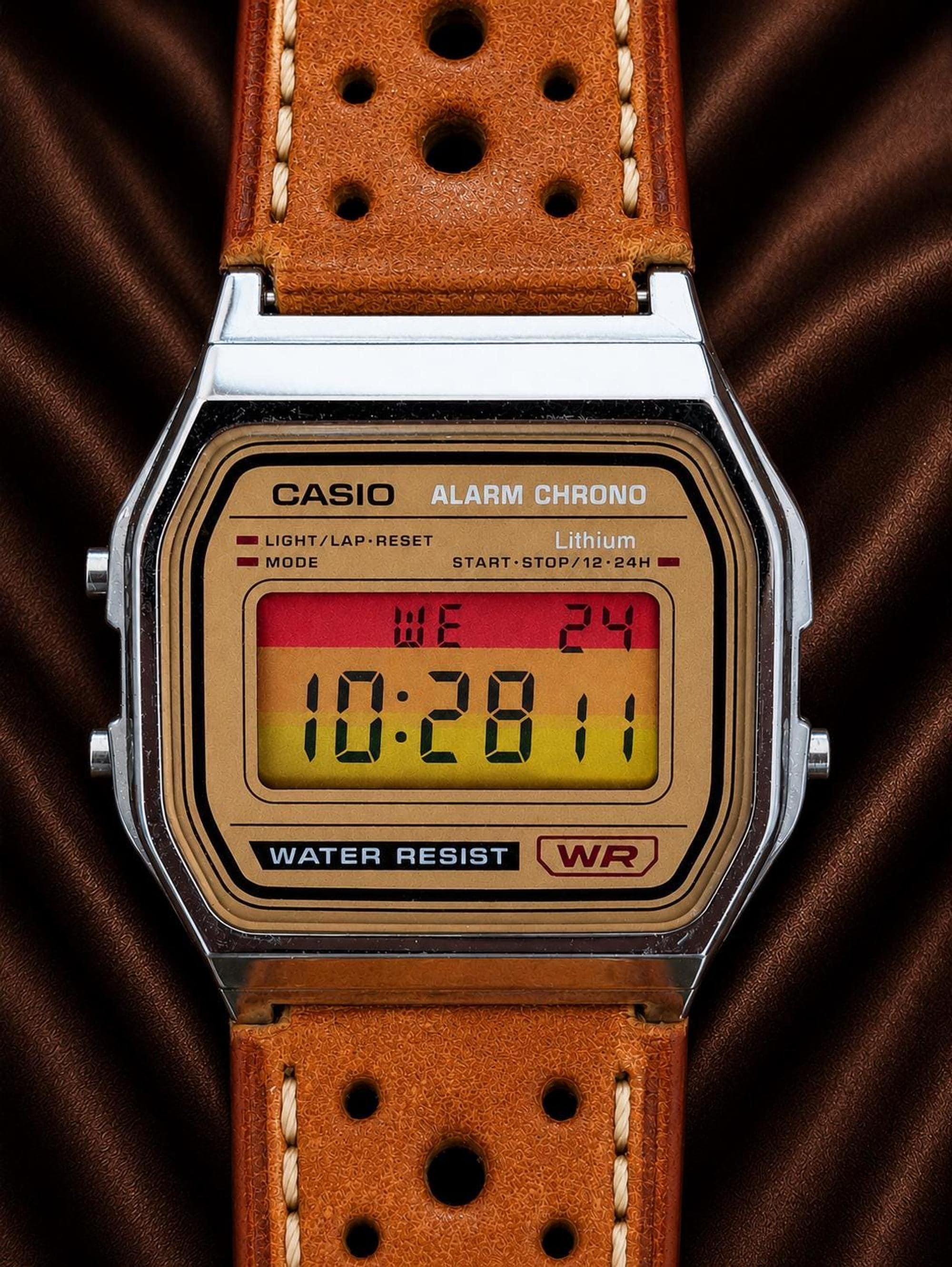 CASIO W-34 80s ”Old Casio” Red Vintage Vintage Red Casio Watch - Etsy