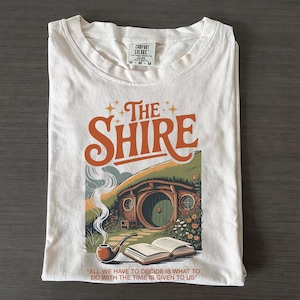The Shire LOTR Comfort Colors T-shirt, Fantasy Book Lover-tröja