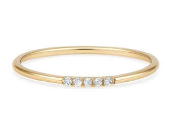 14K gouden natuurlijke diamanten trouwring, 5 stenen geelgouden micro effenen ring, dunne halve eeuwigheid diamanten band, minimalistische stapelring